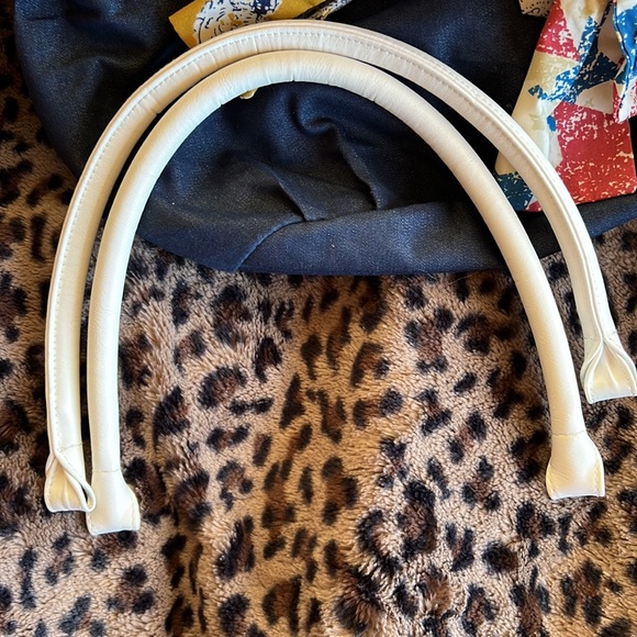 Miche demi Americana with extra tie + white handles - Picture 4 of 5